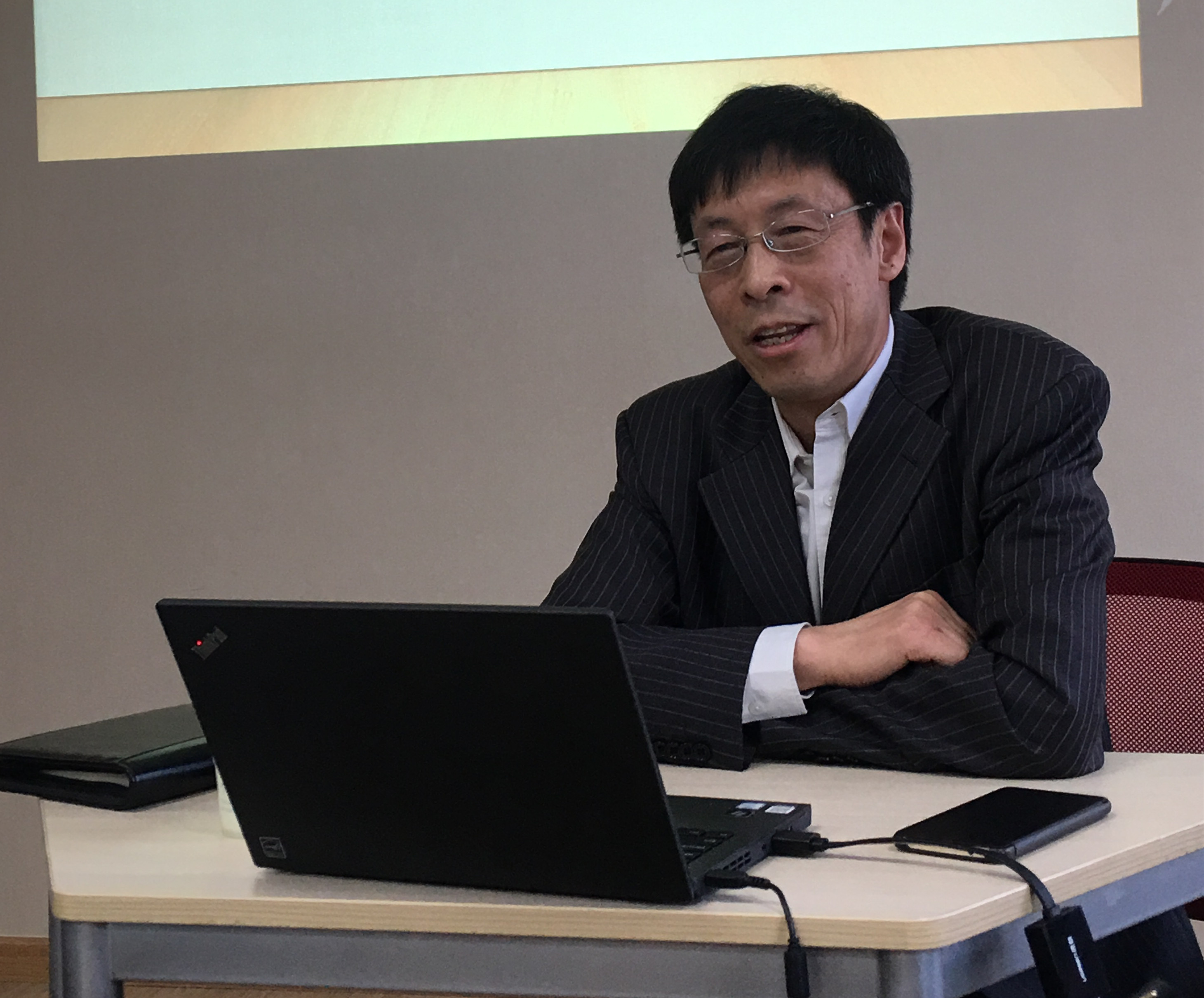 汤院长_副本.jpg
