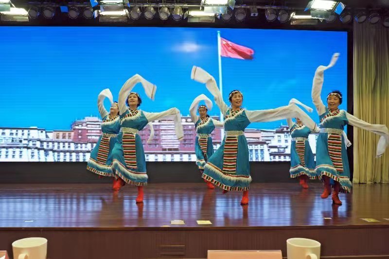 在场山歌.jpg