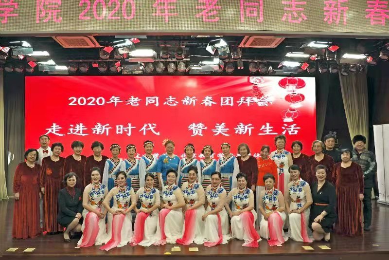 演员合影.jpg